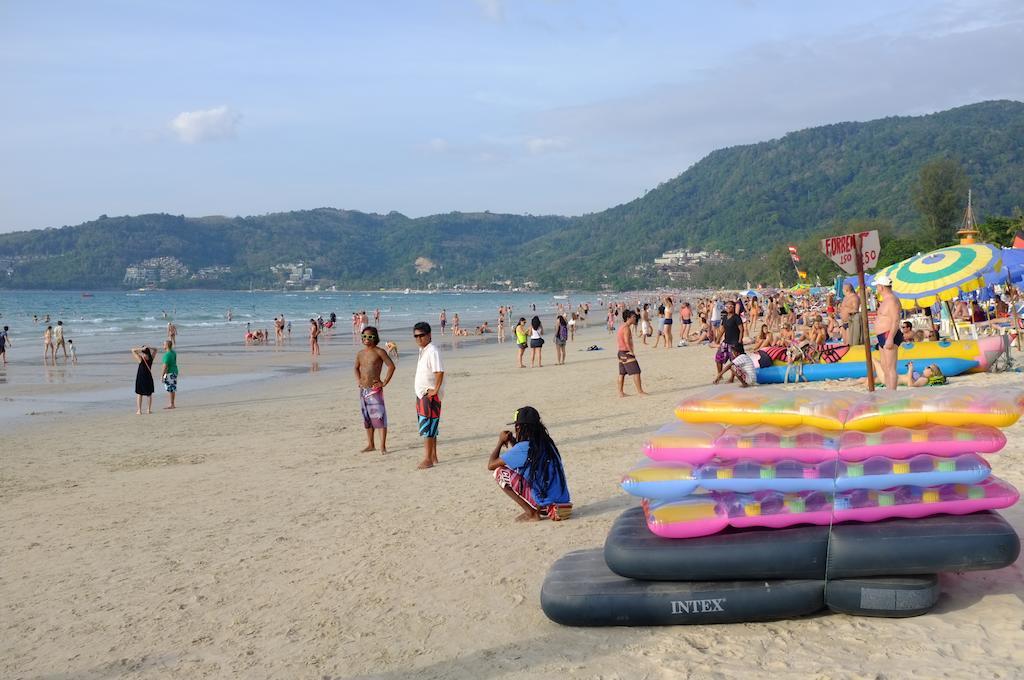 Tree Hug Home Patong Buitenkant foto